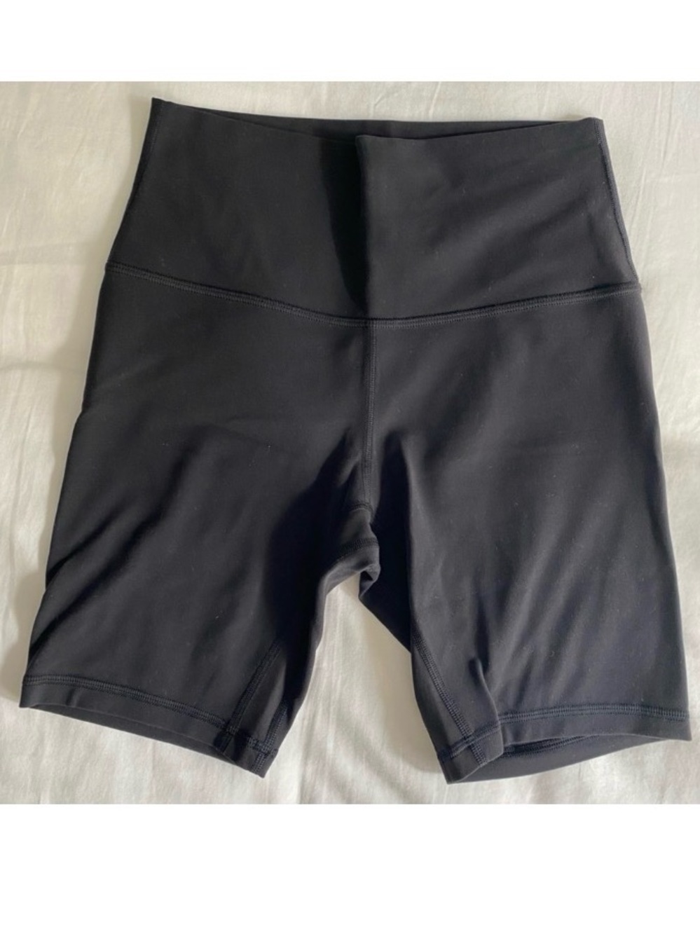 LULULEMON BLACK ALIGN HIGH RISE 8" SHORTS IN E+UC SIZE 10 - Picture 9 of 12